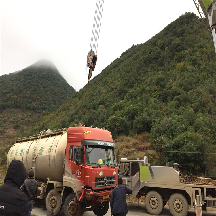 济南道路救援叫一次吊车多少钱